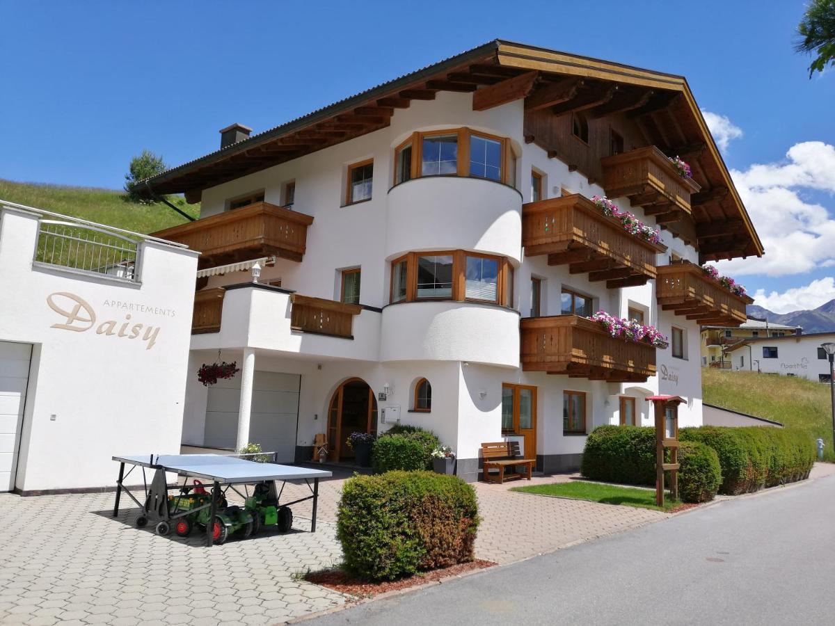 Appartements Daisy Серфаус Экстерьер фото
